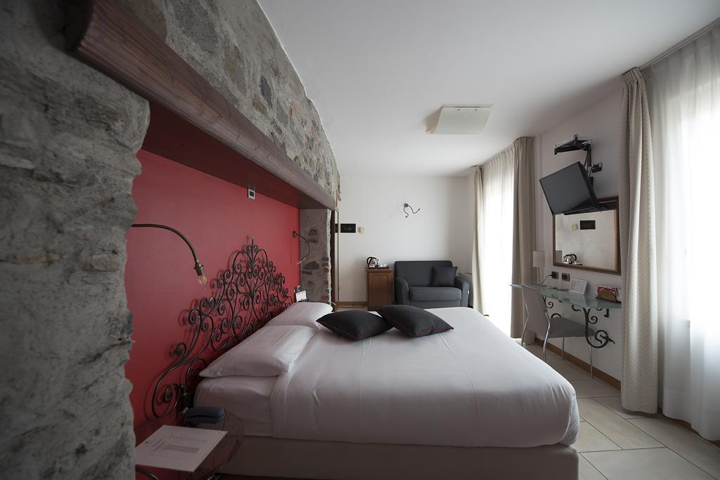 Hotel Villa Colico 3*